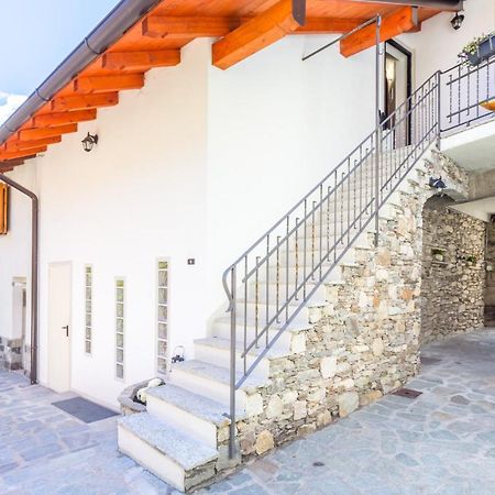 Guest House Casa Del Folletto Стреза Екстериор снимка